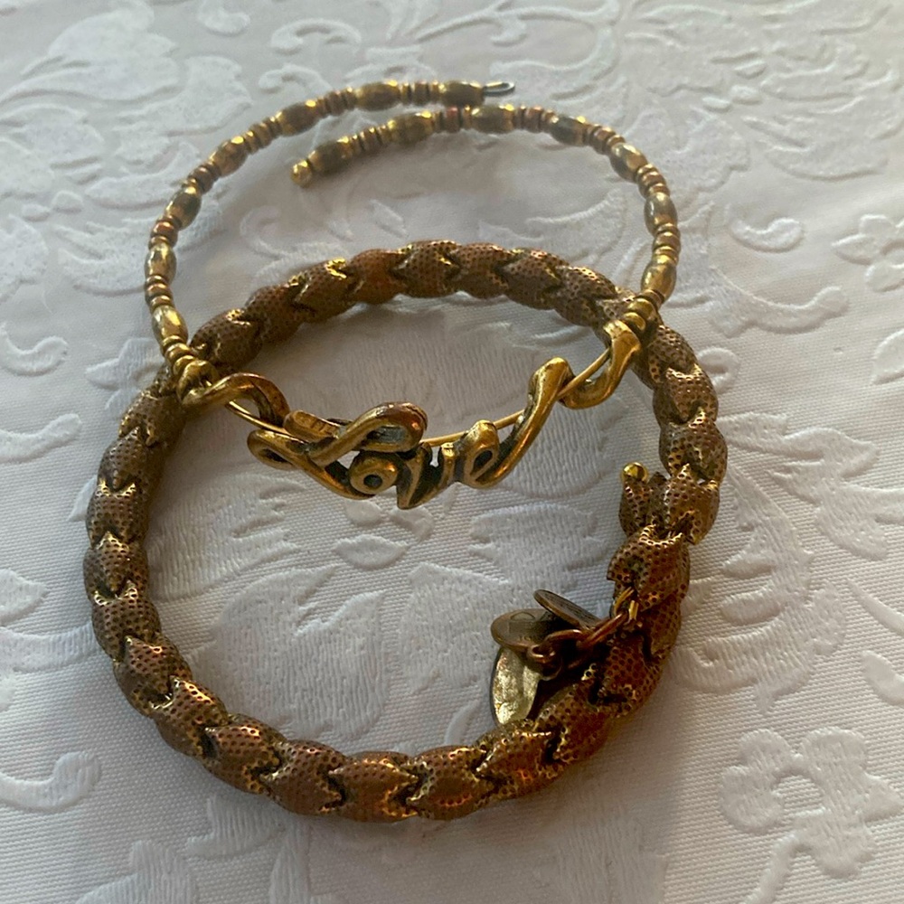 Bracelet